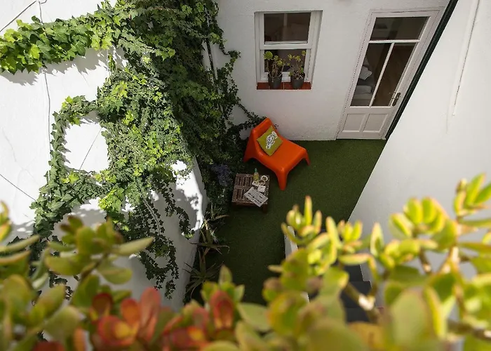 Cheap & Chic Hotel