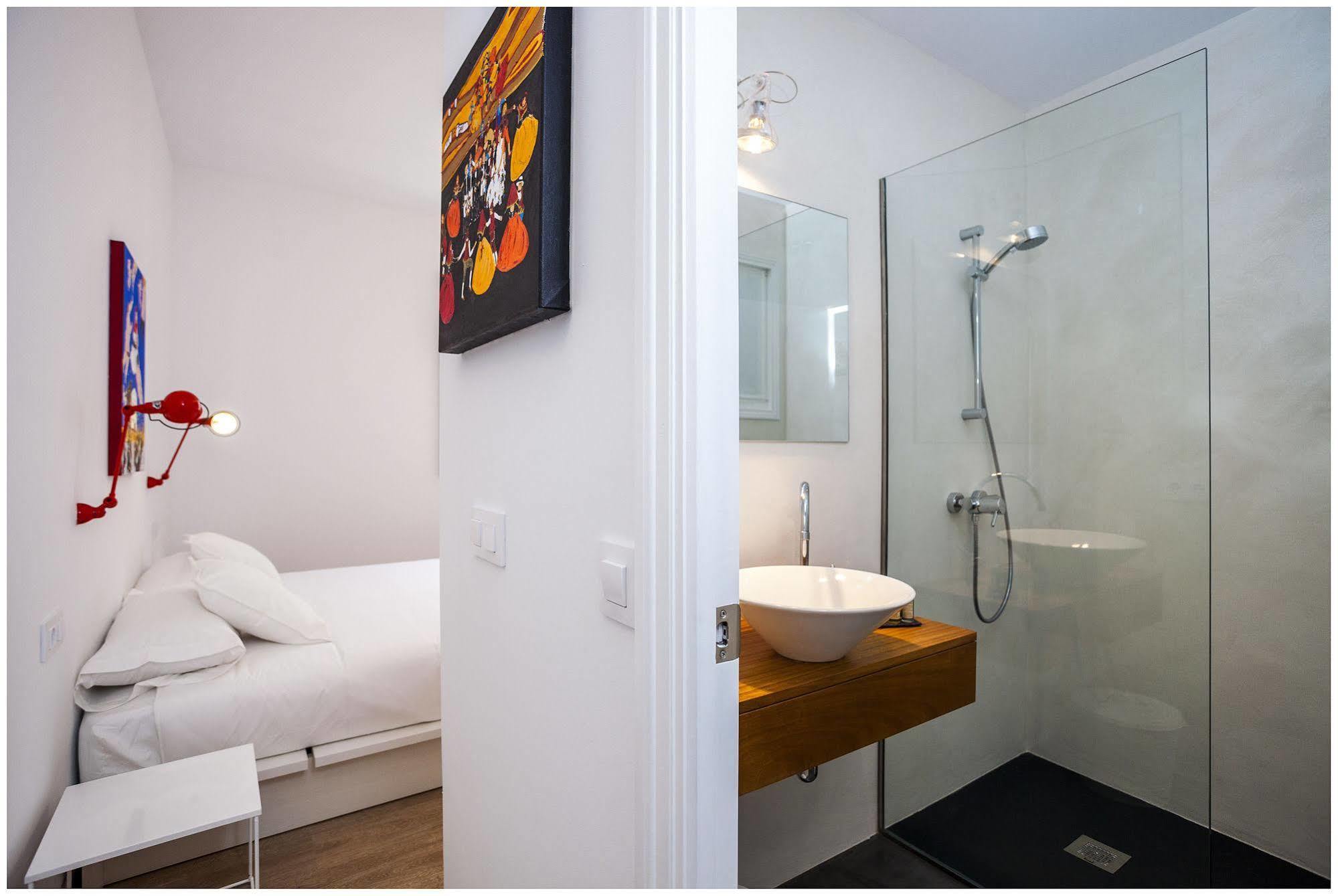 Hotel Cheap & Chic Hotel