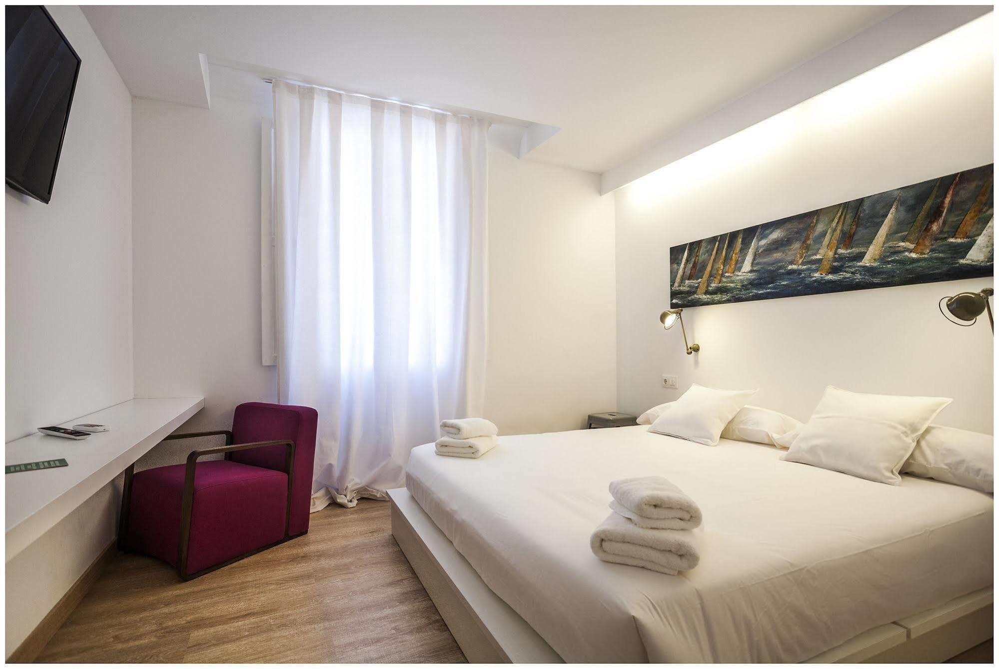Cheap & Chic Hotel Ciutadella (Menorca)